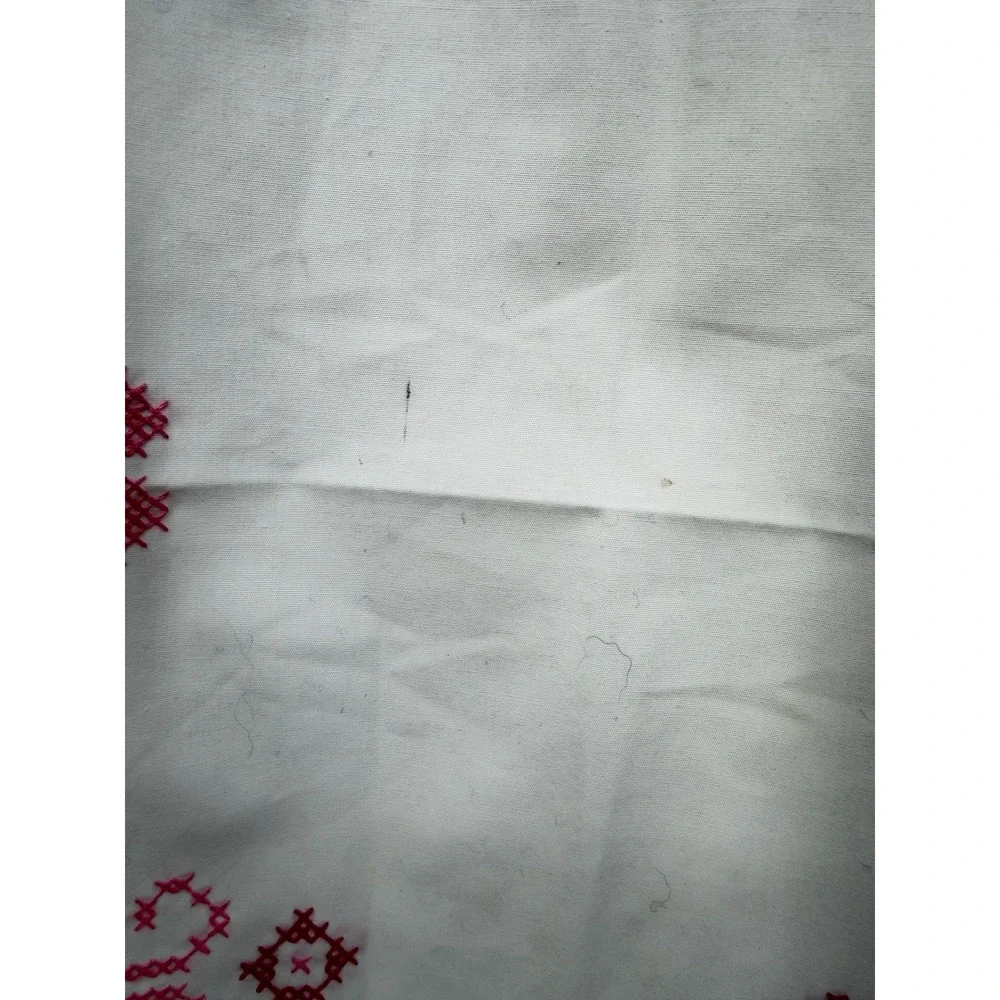 Vintage Embroidered Table Runner Dresser Scarf Cross Stitch Floral 40x14